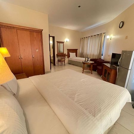 Tara Hotel Llc Dubai Bagian luar foto