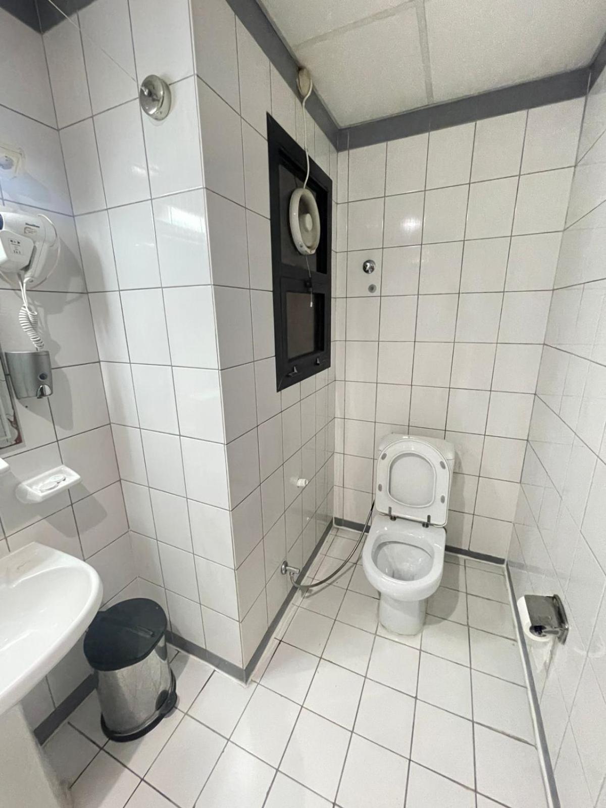 Tara Hotel Llc Dubai Bagian luar foto