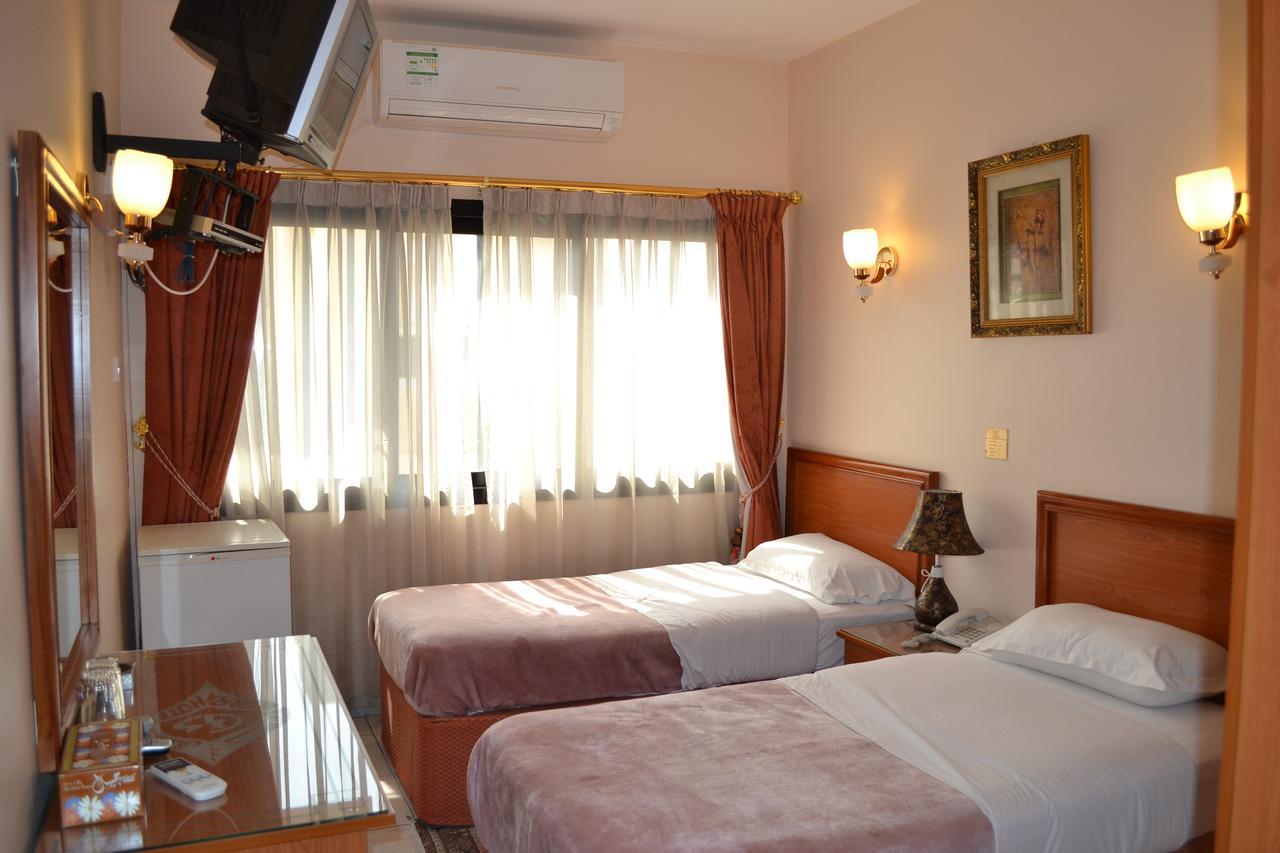 Tara Hotel Llc Dubai Bagian luar foto